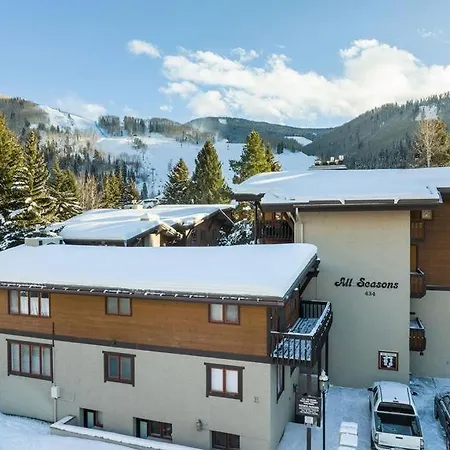 All Seasons Walk To Lifts